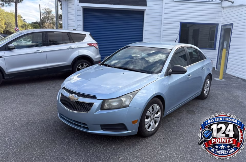 2012 Chevrolet Cruze 4-Door Sedan 2LS's photo